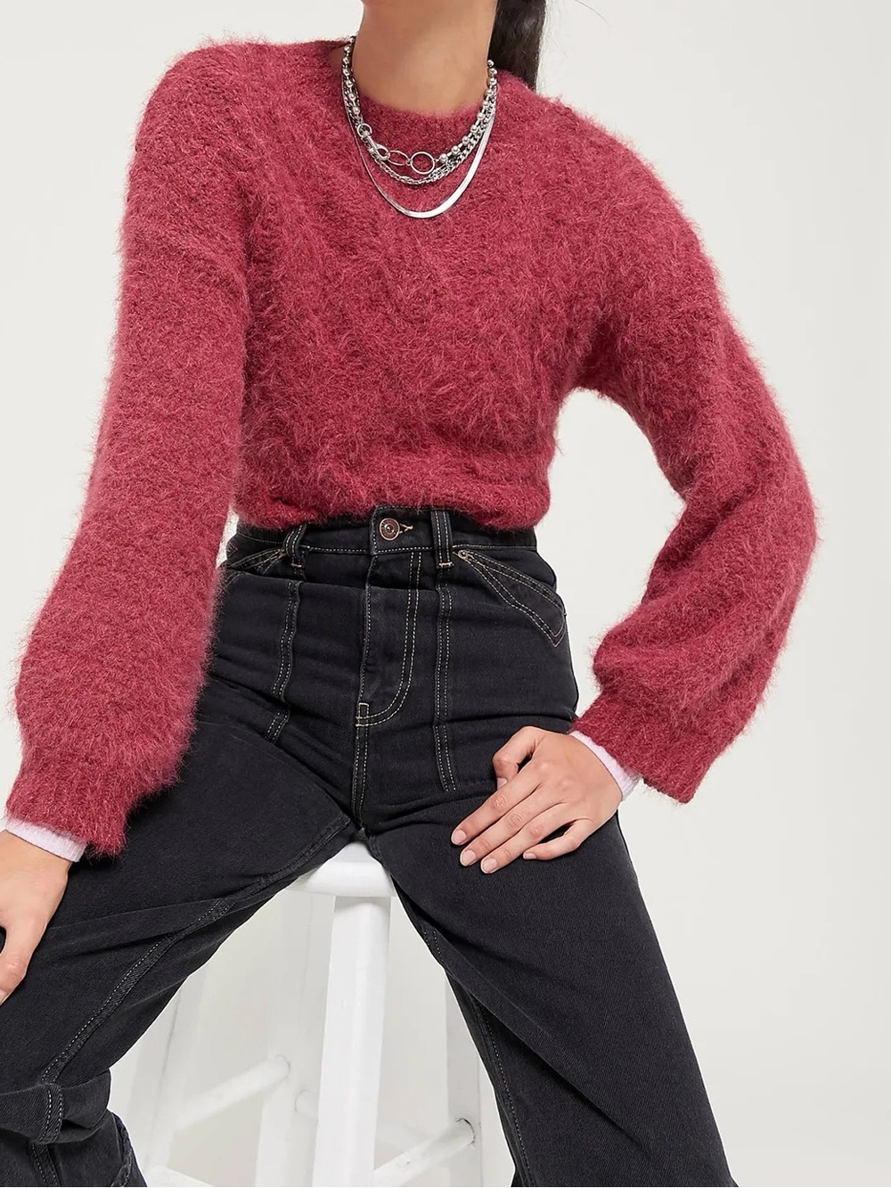 Urban Outfitters Sweater Size Medium